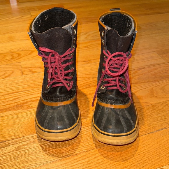 Sorel Women’s Sorel Navy & Brown 1964 Cold Weather Boots - Waterproof Si… - Picture 2 of 10